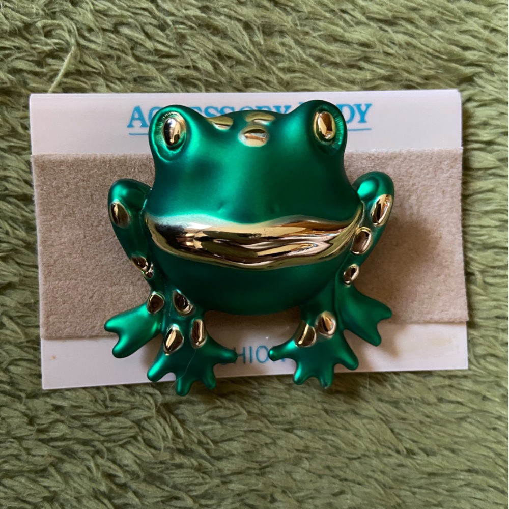 VTG Frog Brooch